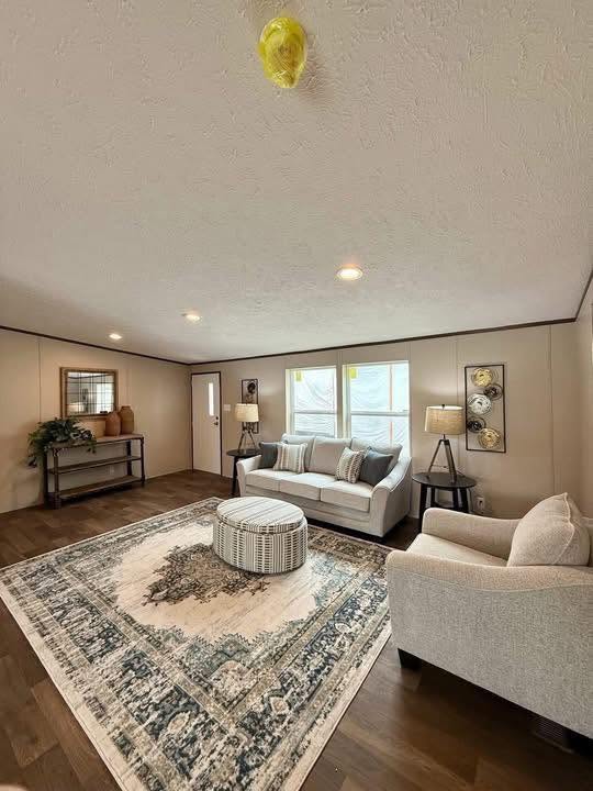 🔥 HUGE PRICE DROP – THE TOWNSEND 🔥 - Image 17