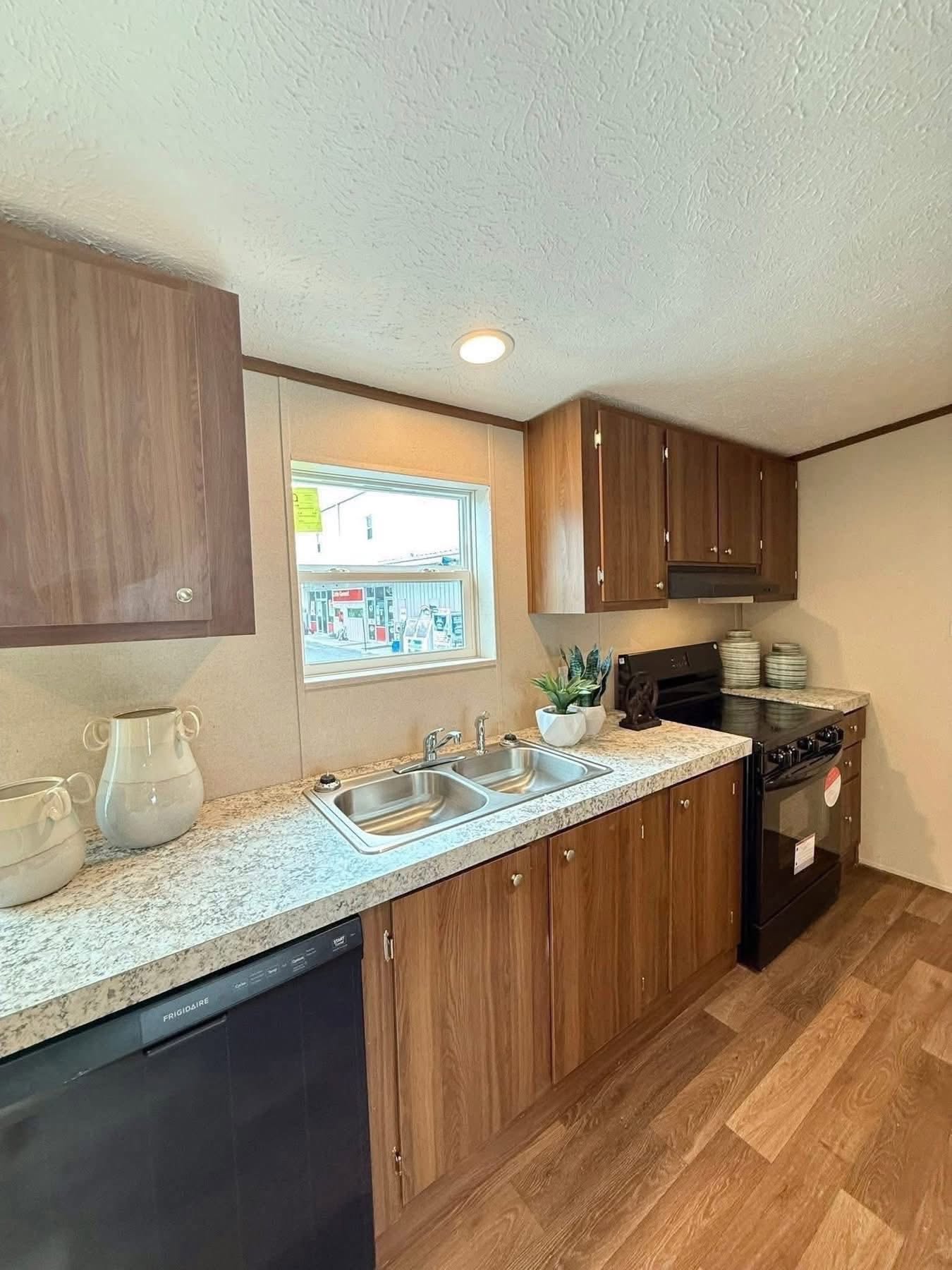 🔥 HUGE PRICE DROP – THE TOWNSEND 🔥 - Image 15
