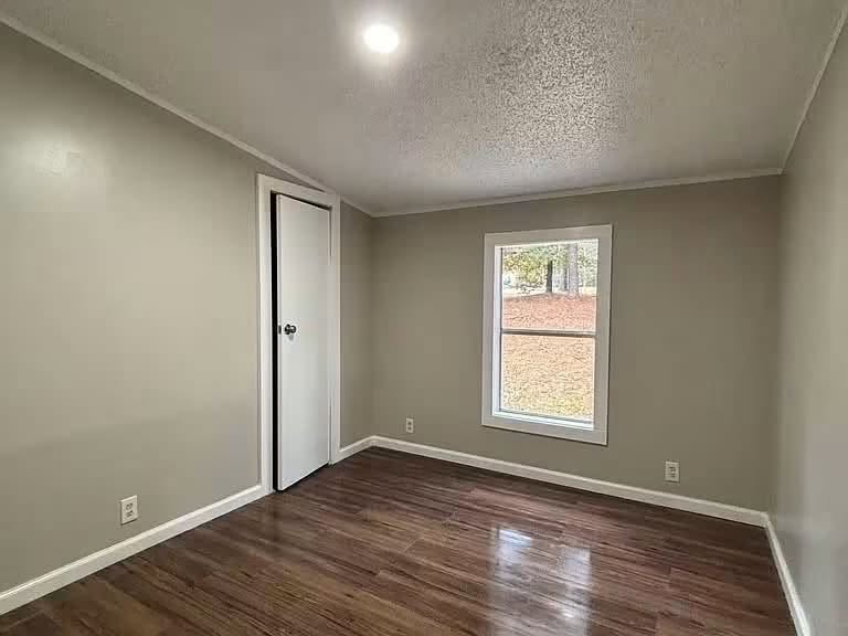 π₯ FAMILY HOME OPPORTUNITY! π₯ - Image 17